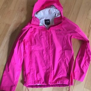 Women’s pink Northface rain jacket size M